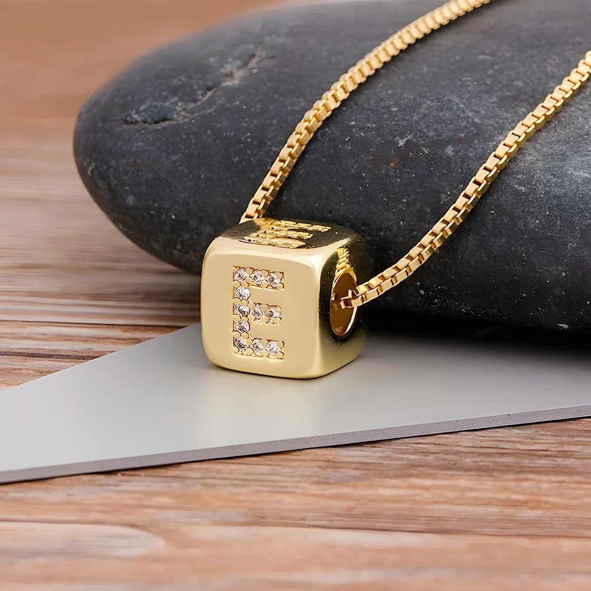 Collier Initiale | Éclat Cubique