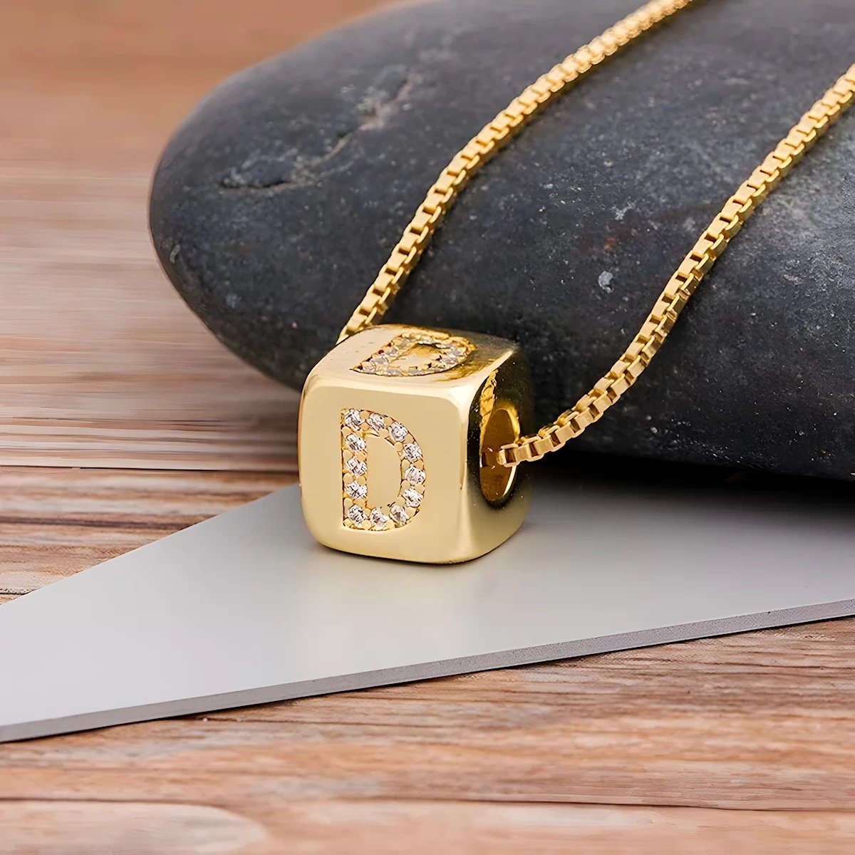 Collier Initiale | Éclat Cubique