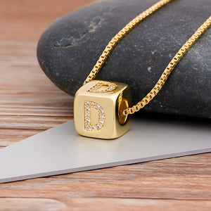 Collier Initiale | Éclat Cubique