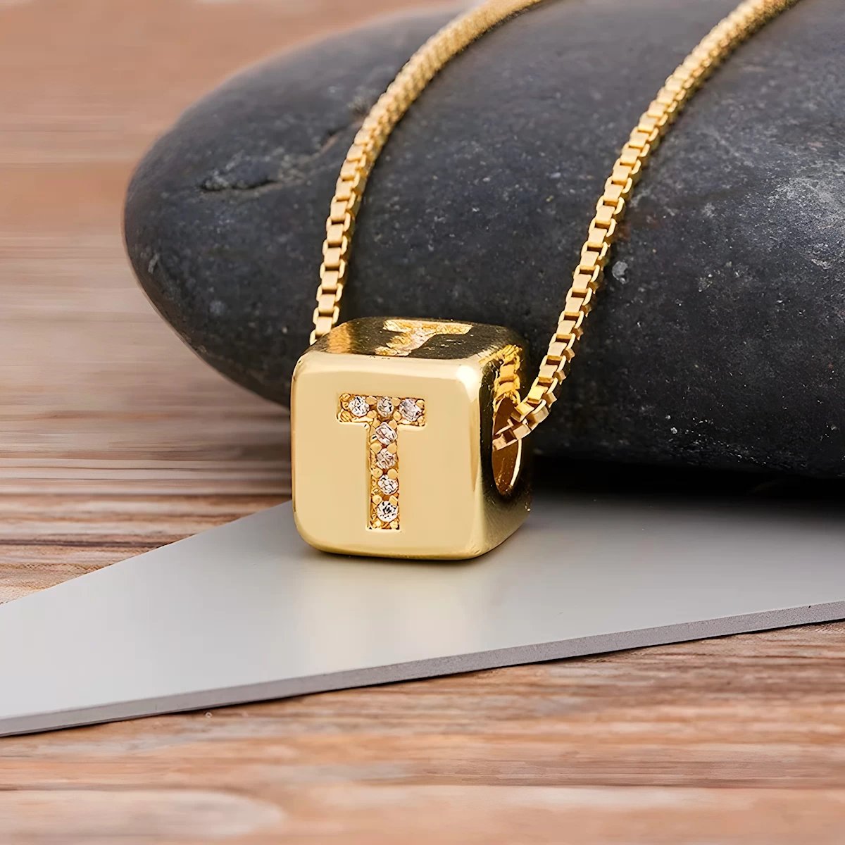 Collier Initiale | Éclat Cubique