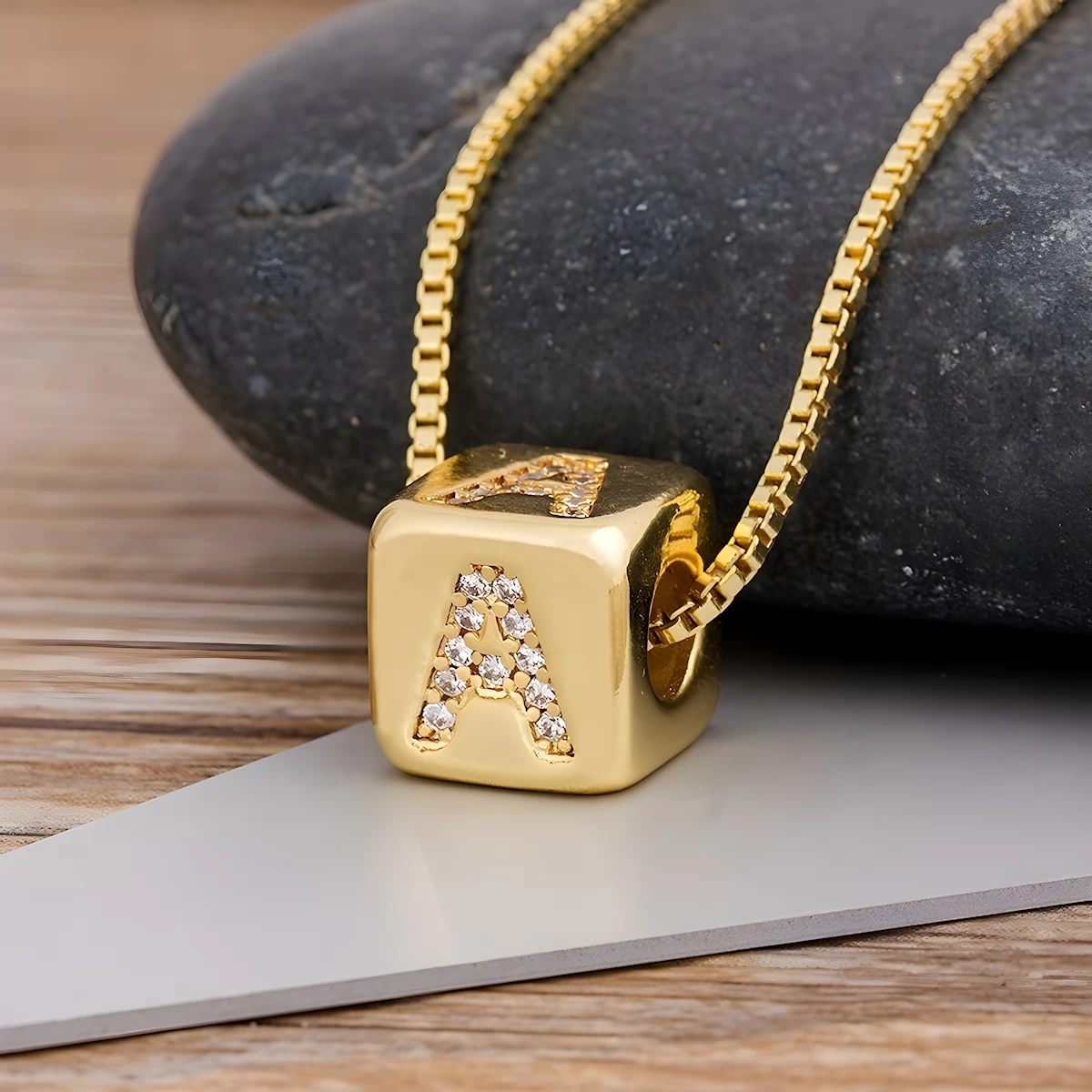 Collier Initiale | Éclat Cubique