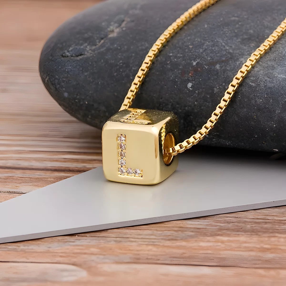 Collier Initiale | Éclat Cubique