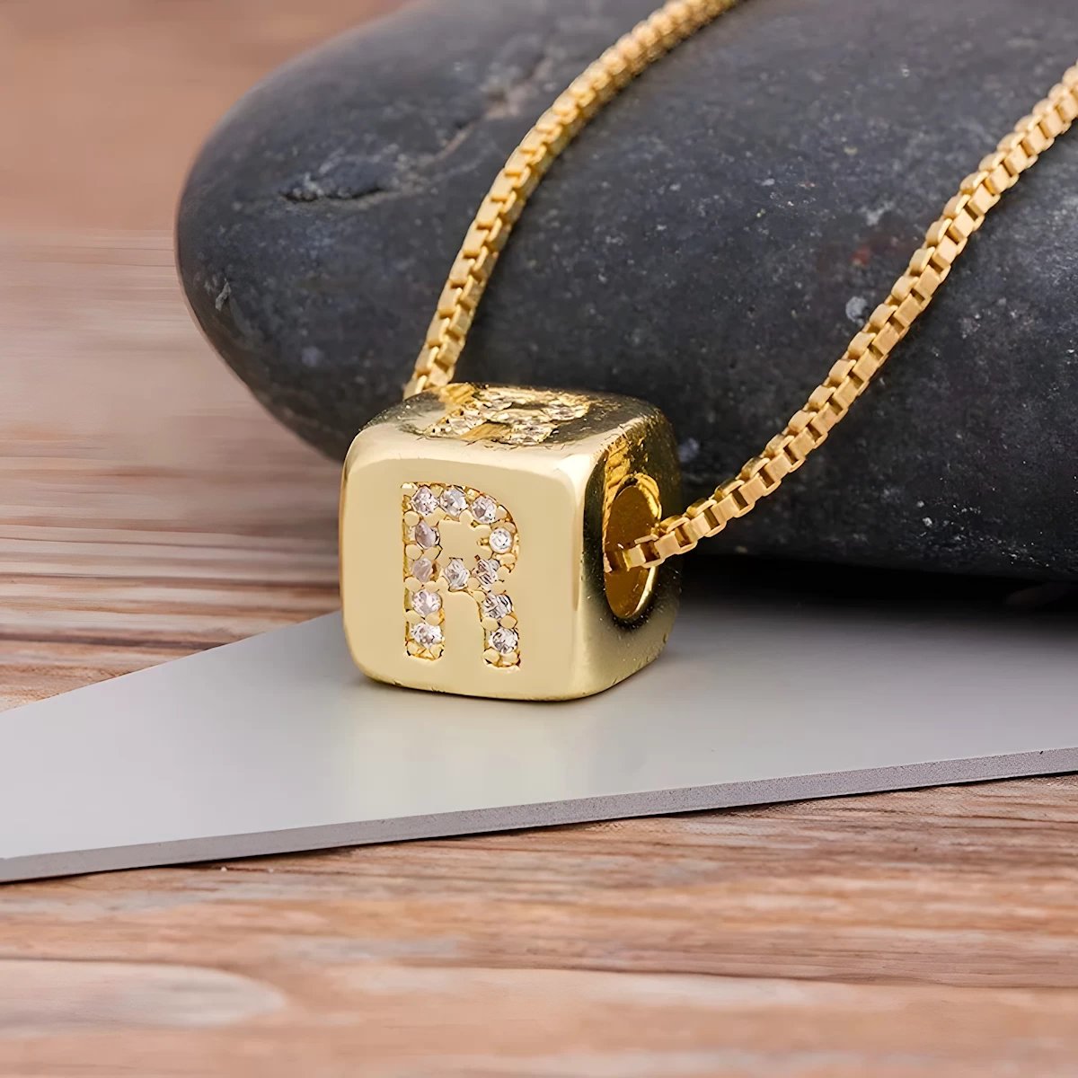 Collier Initiale | Éclat Cubique